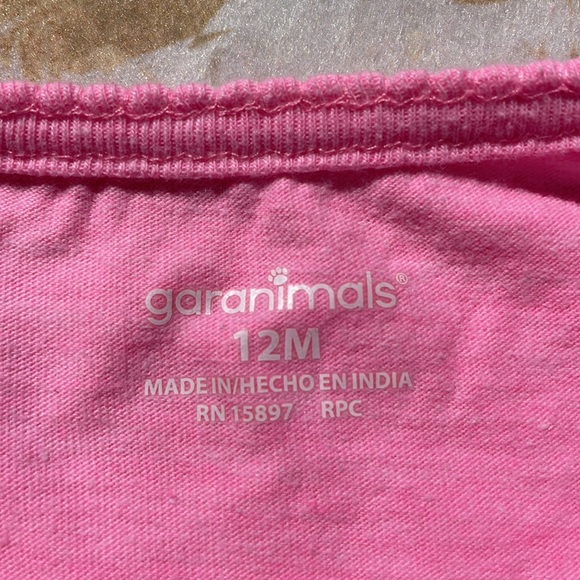 4/$24🦩 Set of 3 Girls 12mo Onesies - Picture 7 of 8